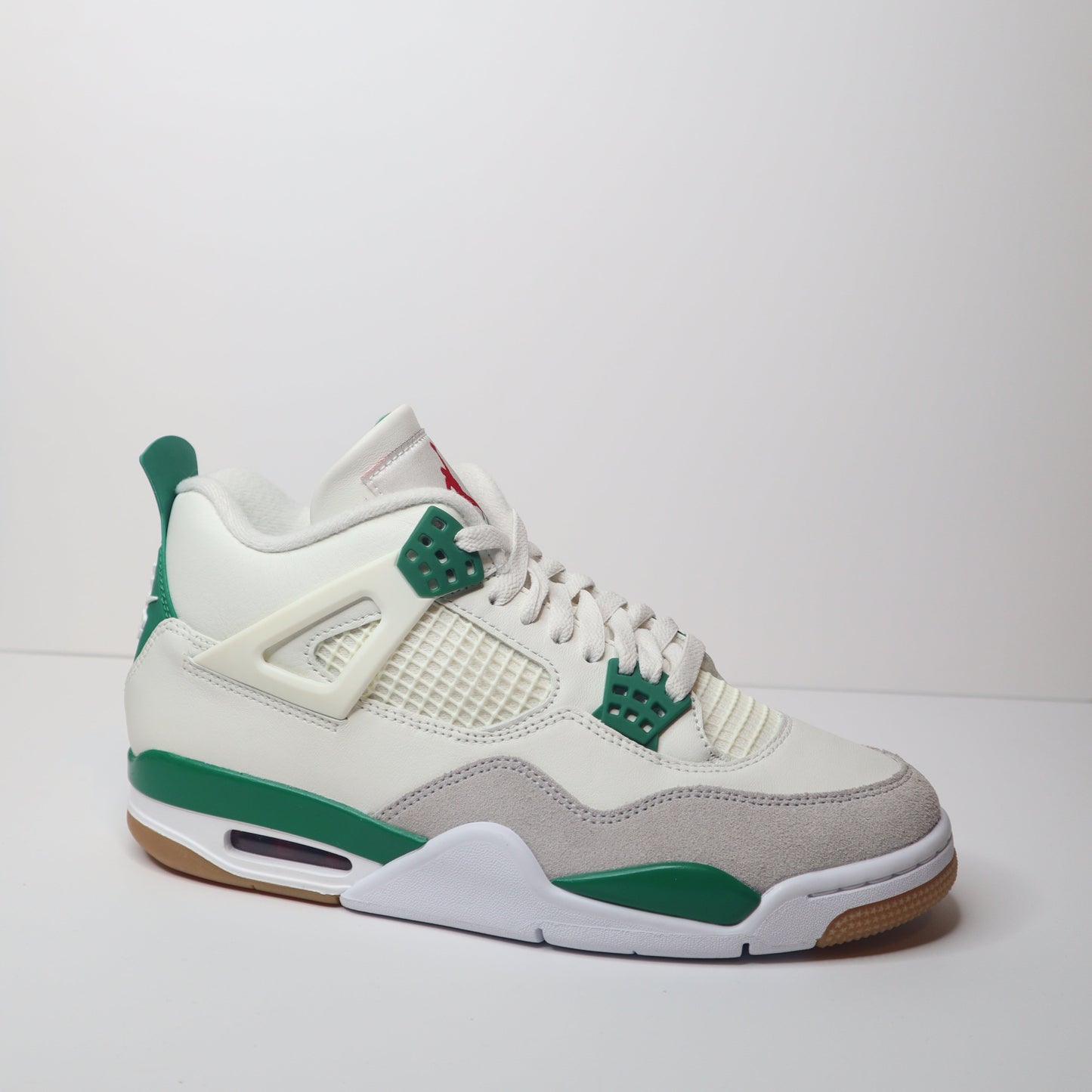 Jordan 4 SB Pine Green