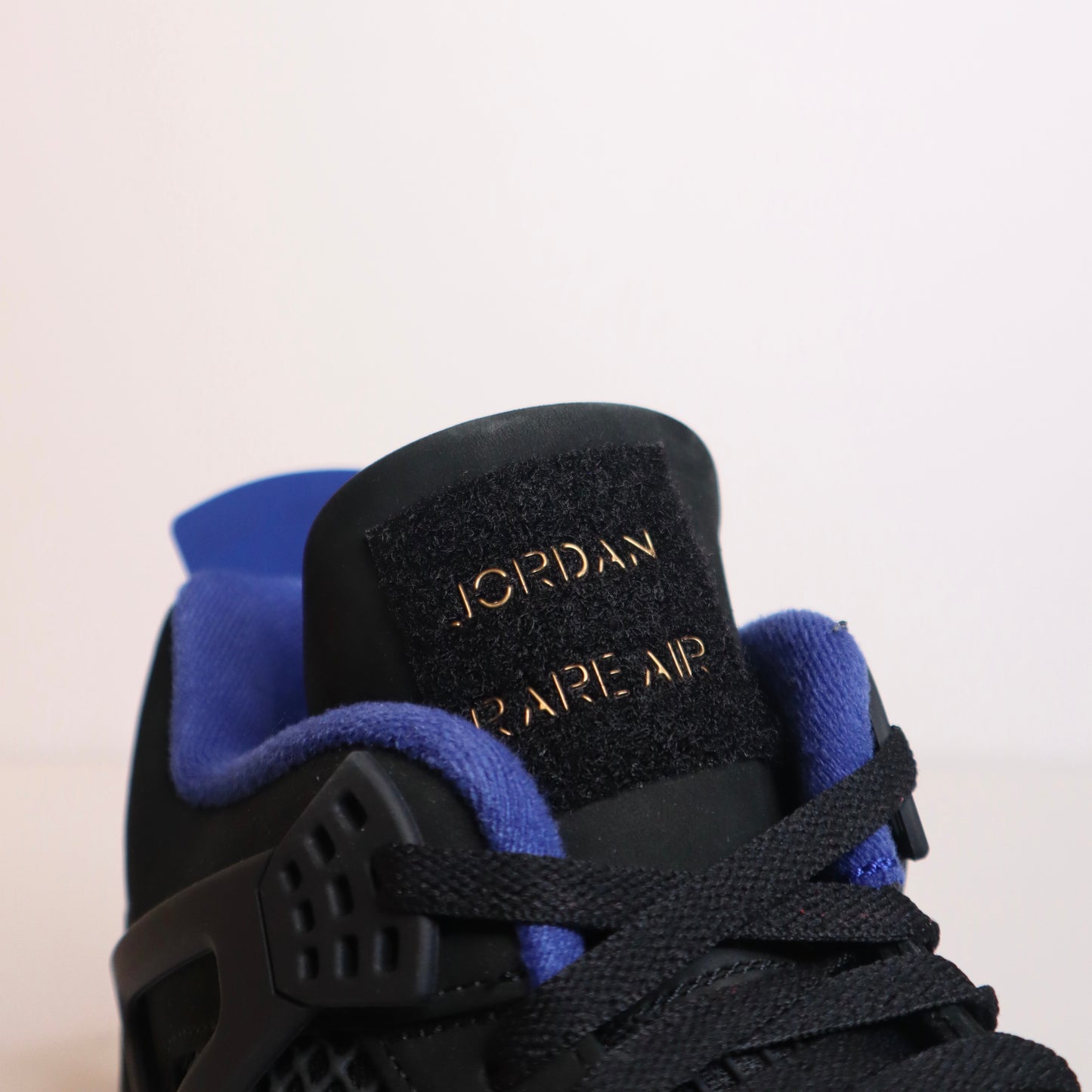 Jordan 4 Rare Air (Gold Lettering)