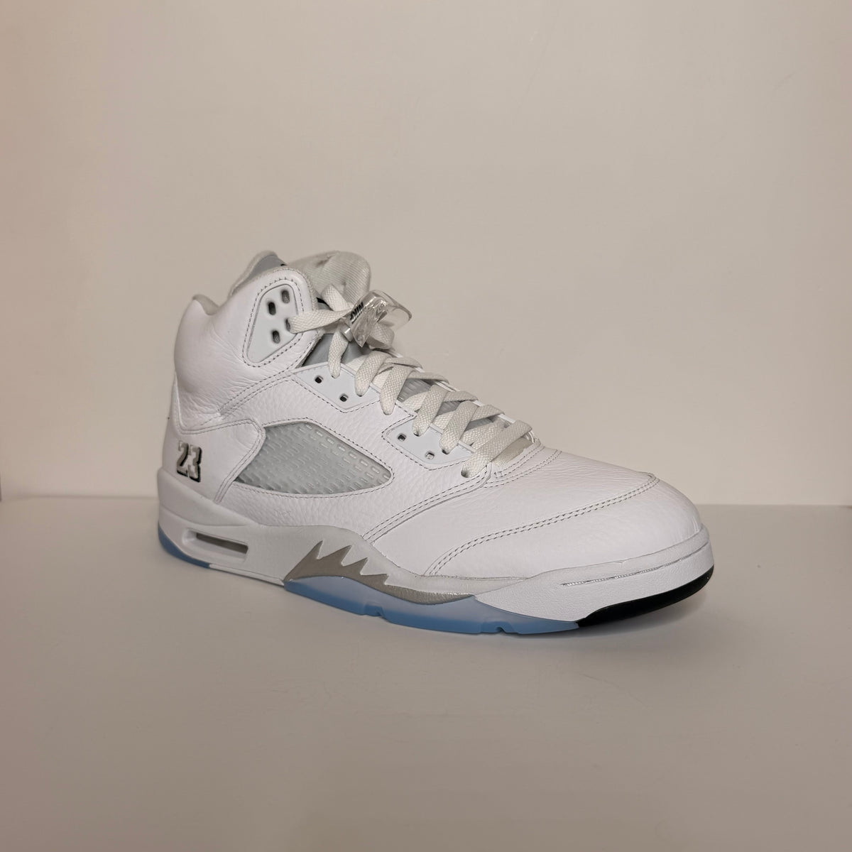 Jordan 5 White Metallic 2026
