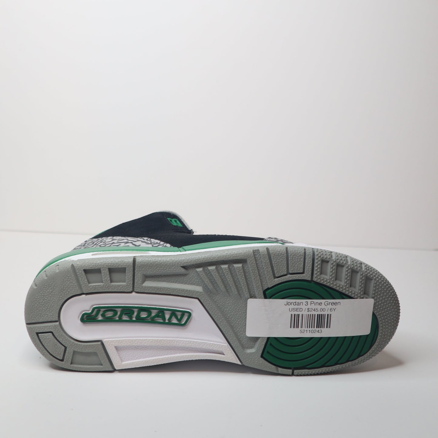 Jordan 3 Pine Green
