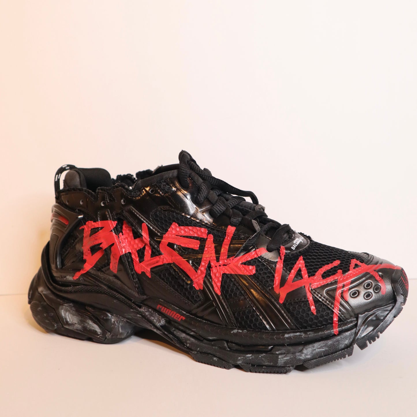Balenciaga Runner Graffiti Black/Red