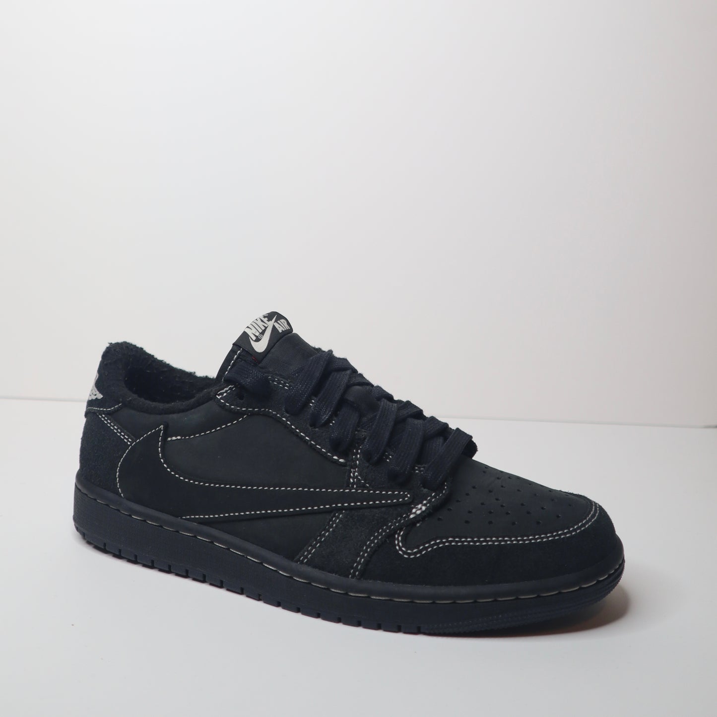 Jordan 1 Low Travis Scott Phantom