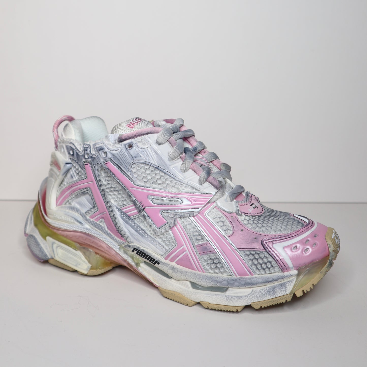 Balenciaga Runner Pink/White Sneaker