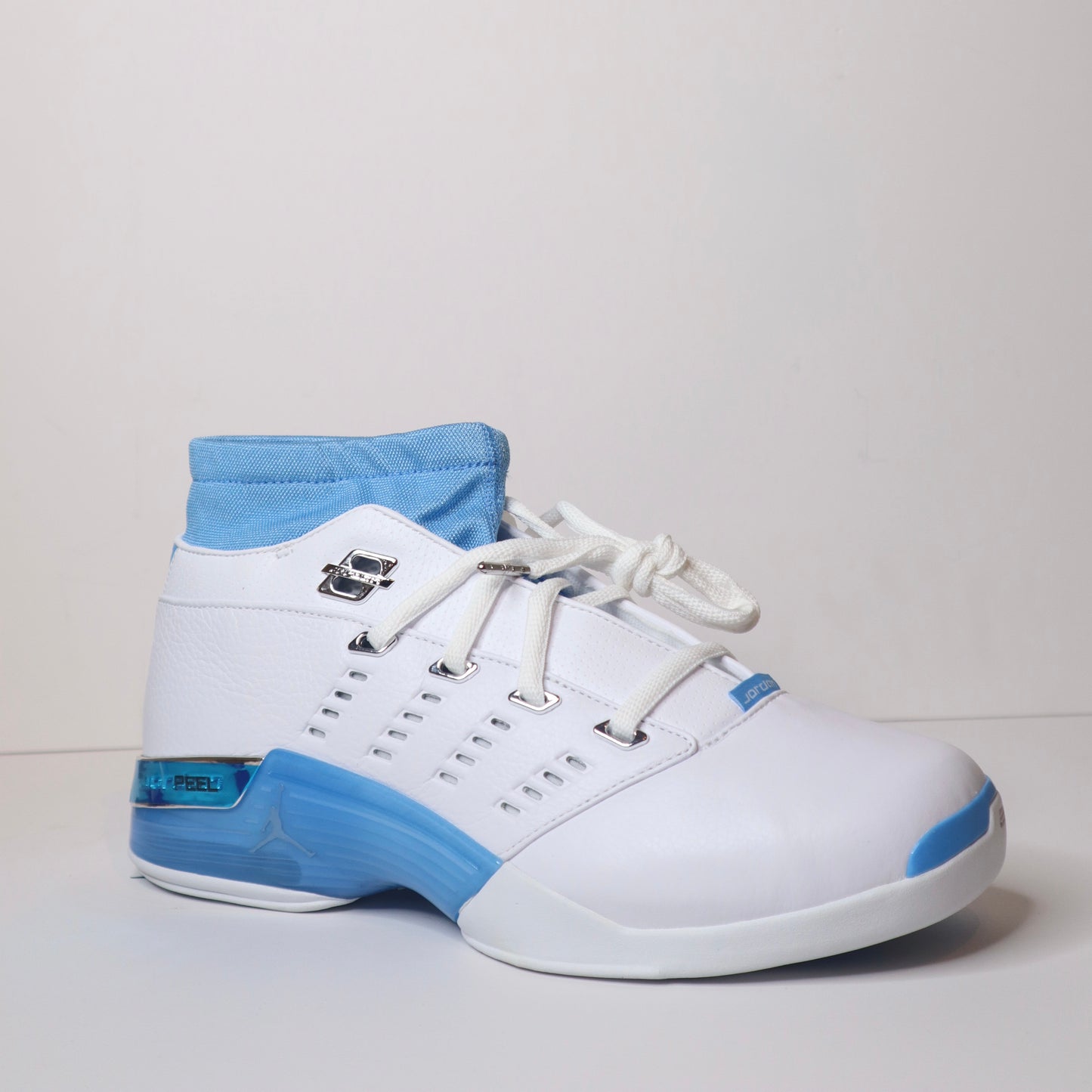 Jordan 17 Retro Low SP University Blue (2024)