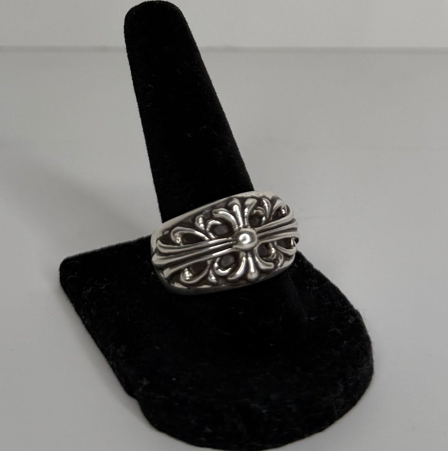 CH Floral Cross Ring