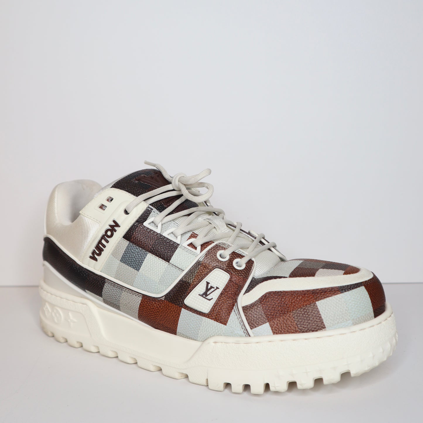 L V Maxi Sneaker Plaid Brown