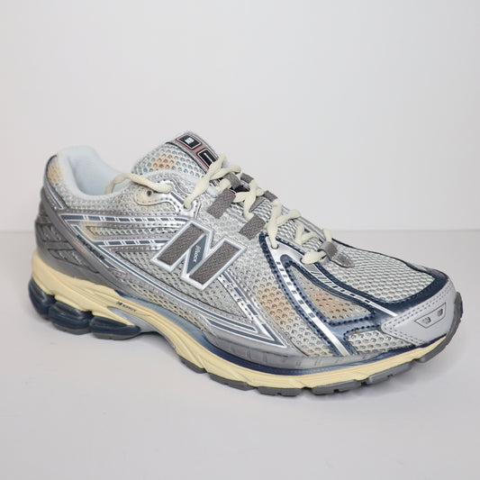 New Balance 1906r 'Thisisneverthat'