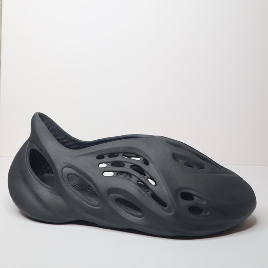 Yeezy Foam RNNR Onyx