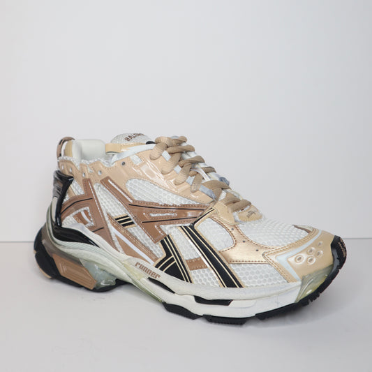 Balenciaga Runner Gold/Black Sneaker