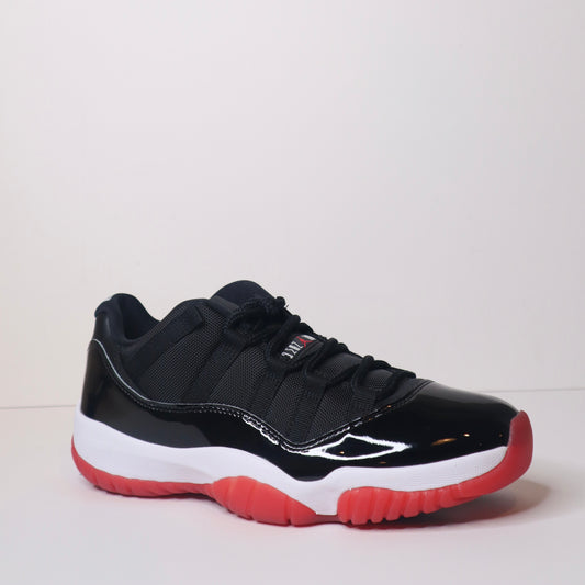 Jordan 11 Low Bred