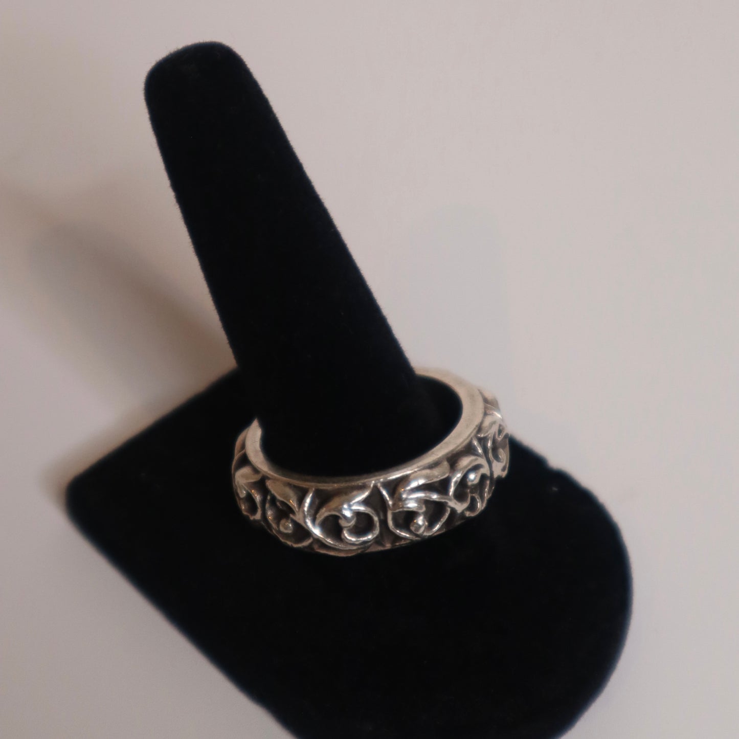 CH Eternity Vines Band Ring Sz 8