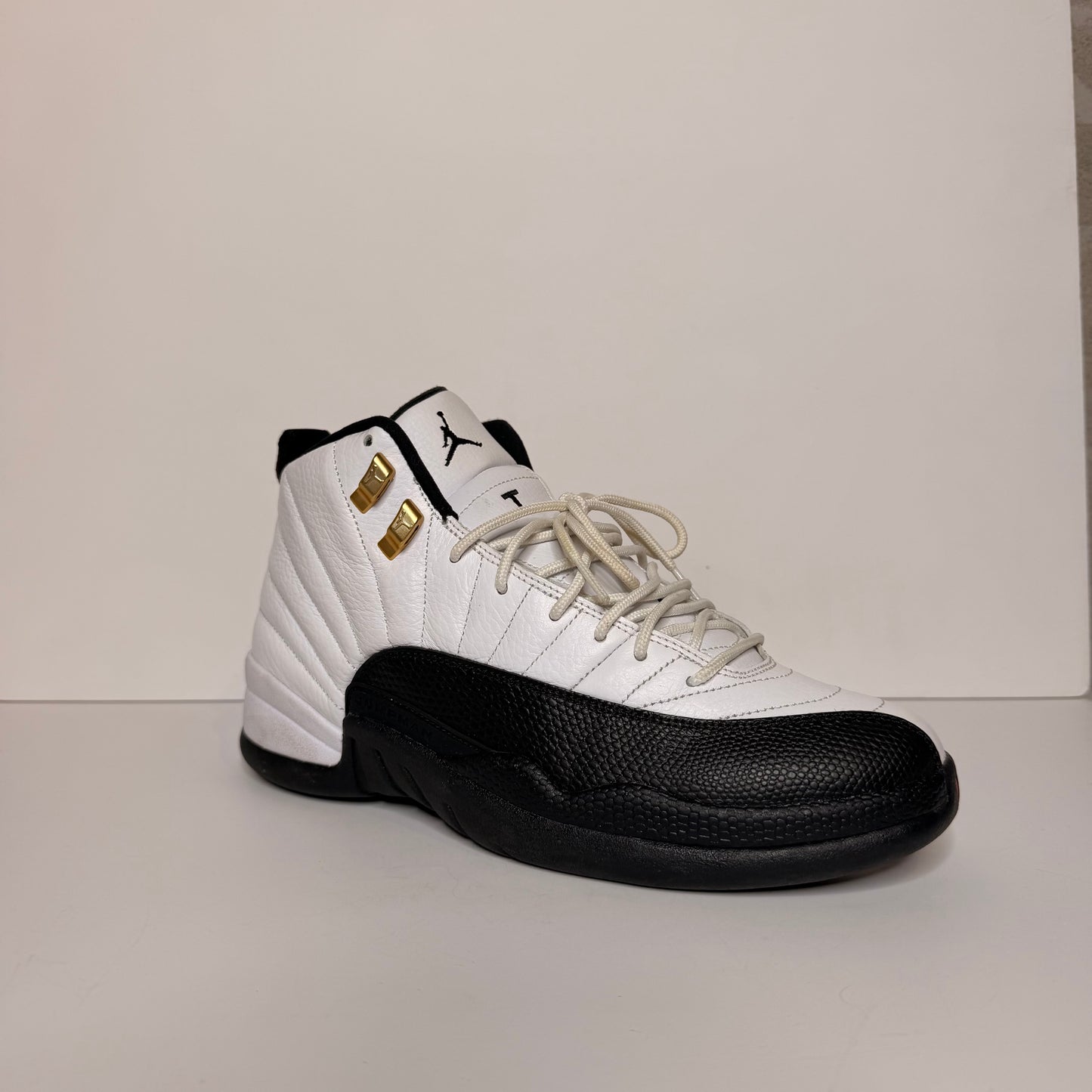 Jordan 12 Taxi (2013)