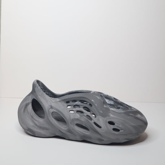 Yeezy Foam RNNR MX Granite